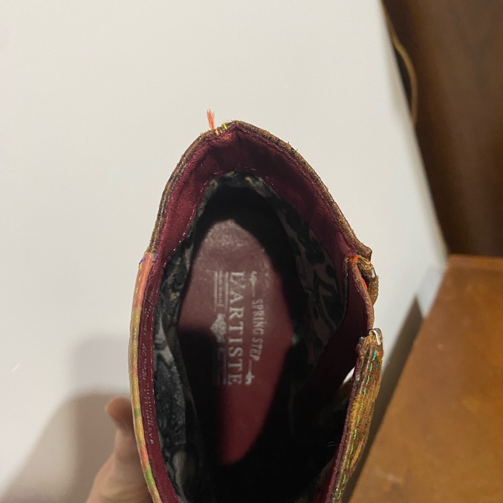 Spring Step Boots - image 6